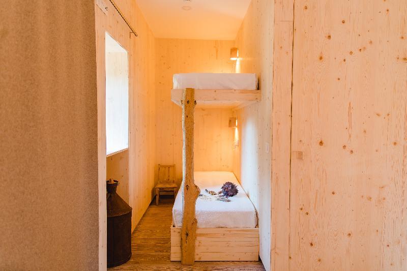 The Nest By Cooking And Nature Alvados Bagian luar foto